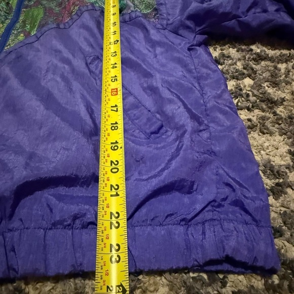 Rare 90s vintage colorblock windbreaker by Basic Gear™ - Picture 7 of 7